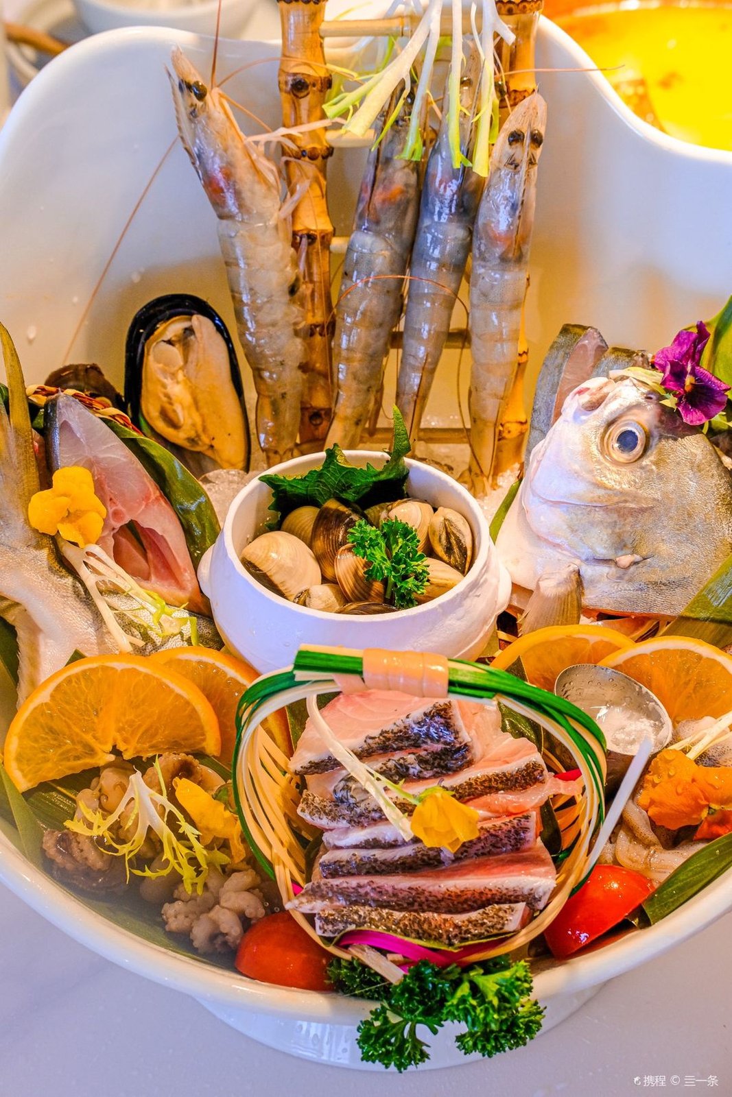 太琼百年糟粕醋海鲜火锅(海棠湾店) 参考图 1